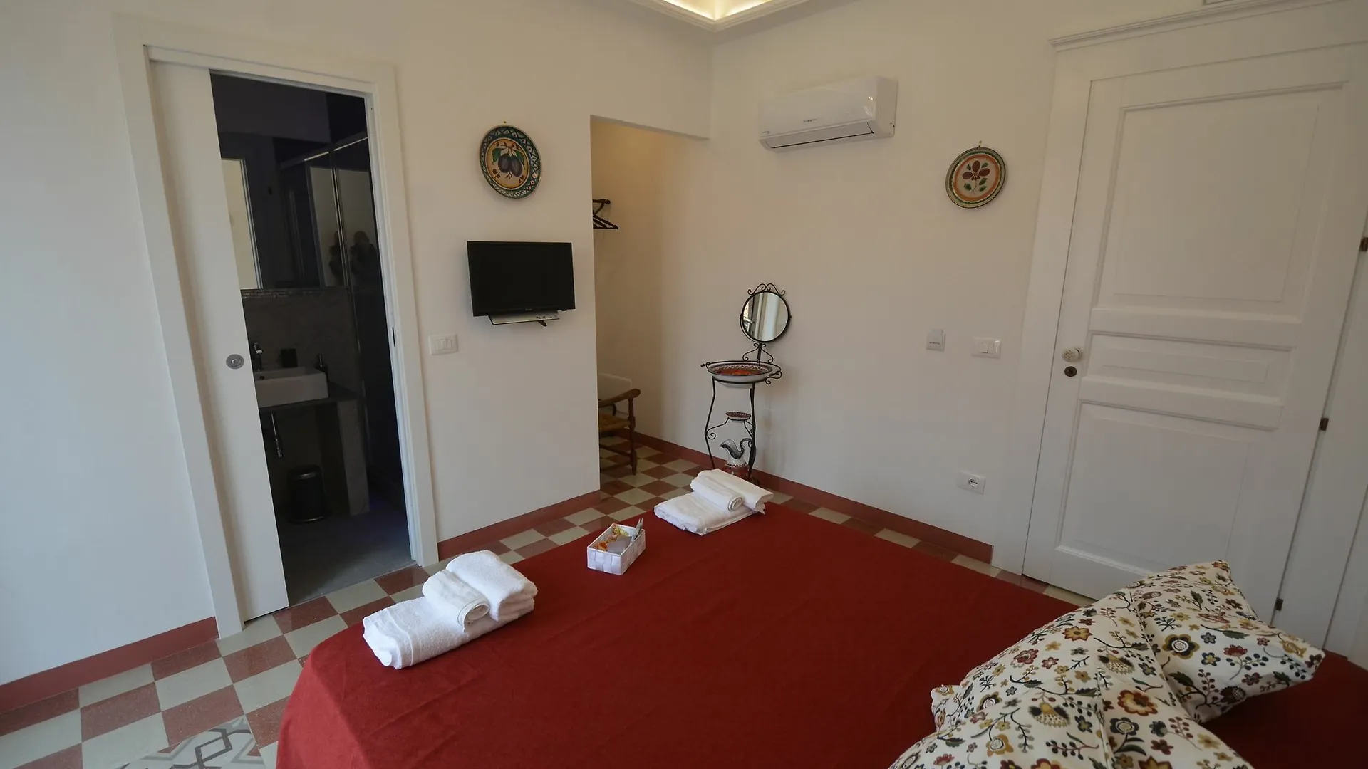 Palazzo Torre Apartment Παλέρμο