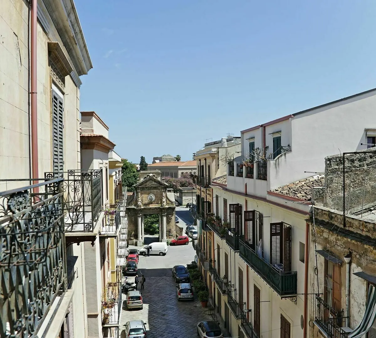 Palazzo Torre Apartment Παλέρμο