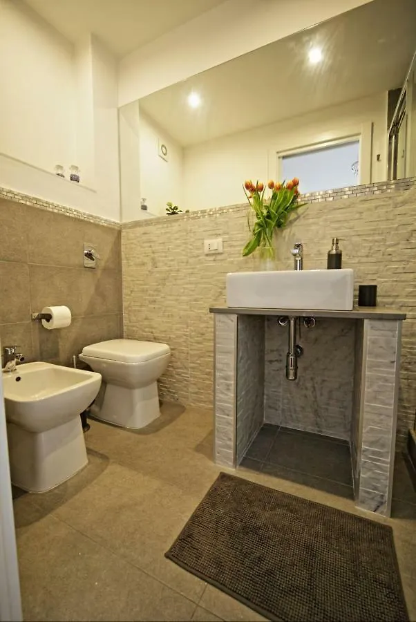 Palazzo Torre Apartment Παλέρμο
