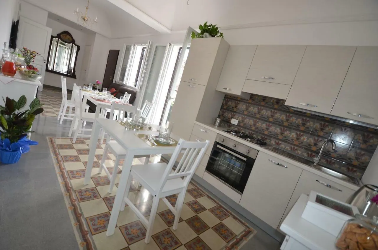 Palazzo Torre Apartment Παλέρμο Ιταλία